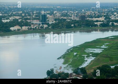 CHAD, N`Djamena , aerial view, river Chari, frontier to Cameroon / TSCHAD, Ndjamena, Luftaufnahme, Fluss Schari, Grenze zu Kamerun Stock Photo